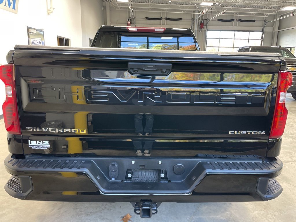 Used 2022 Chevrolet Silverado 1500 Custom image 6