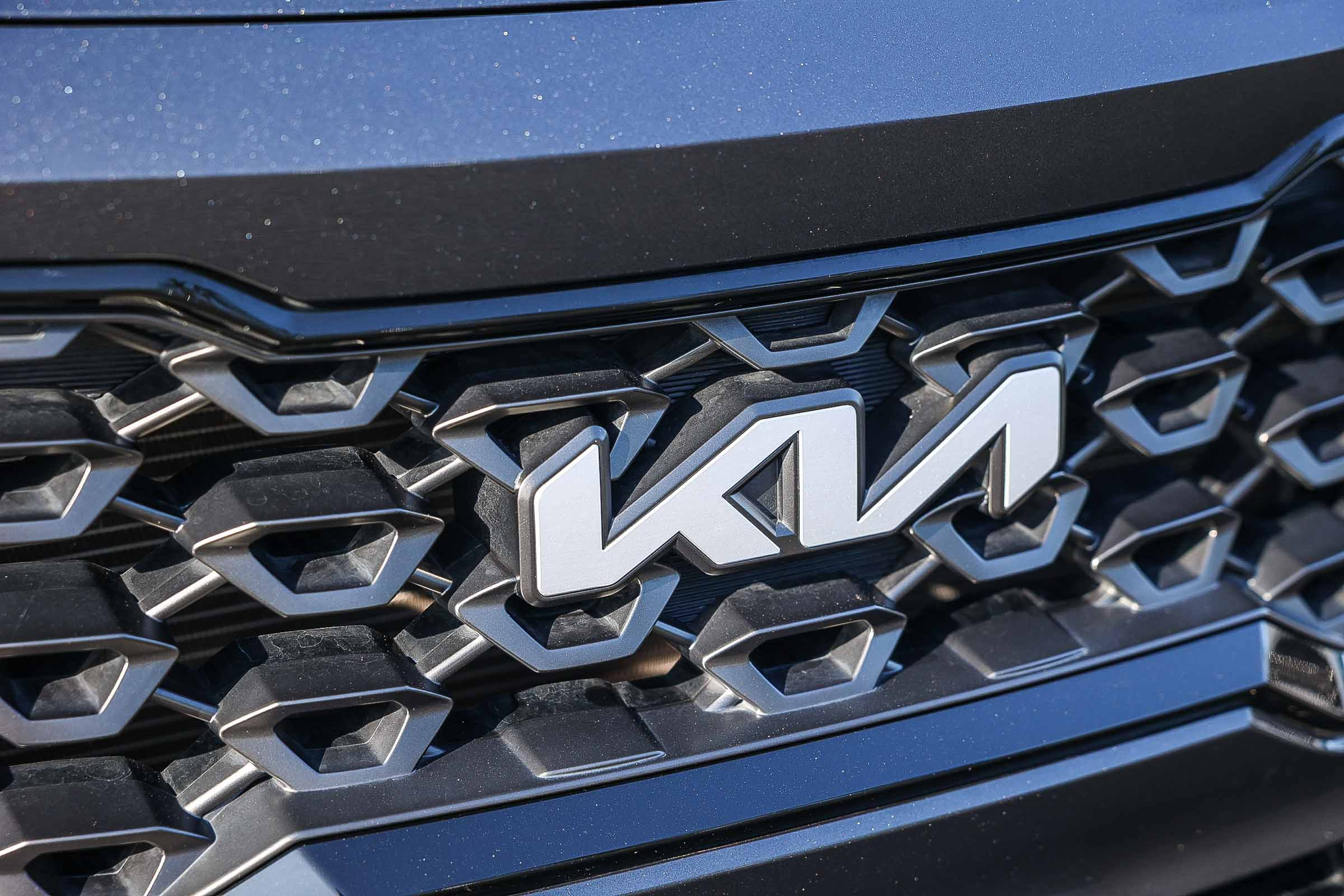 Used 2022 Kia Sorento S w/ Panoramic Sunroof Package image 16