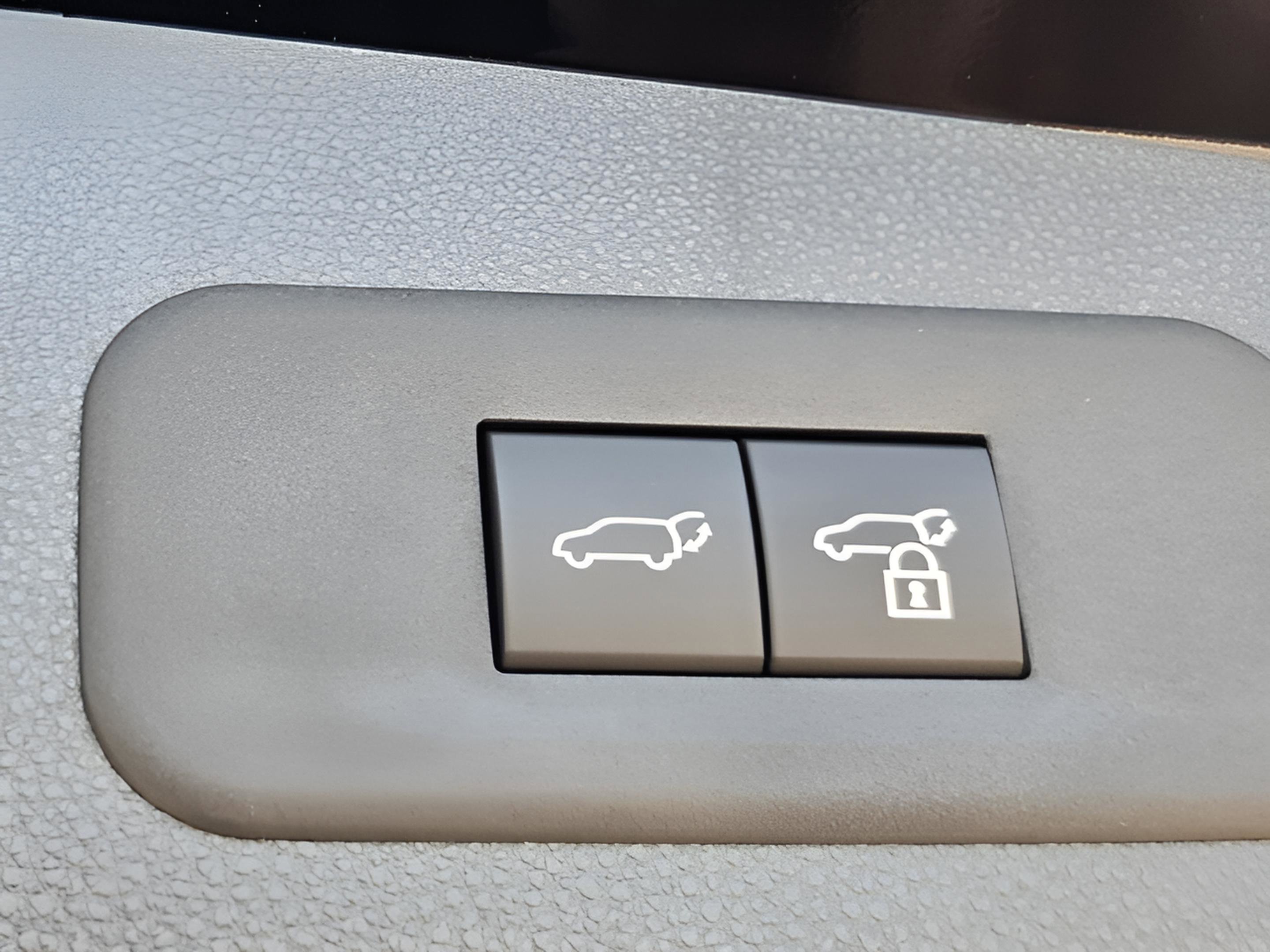 New 2026 Toyota Crown Signia AWD/4WD image 28