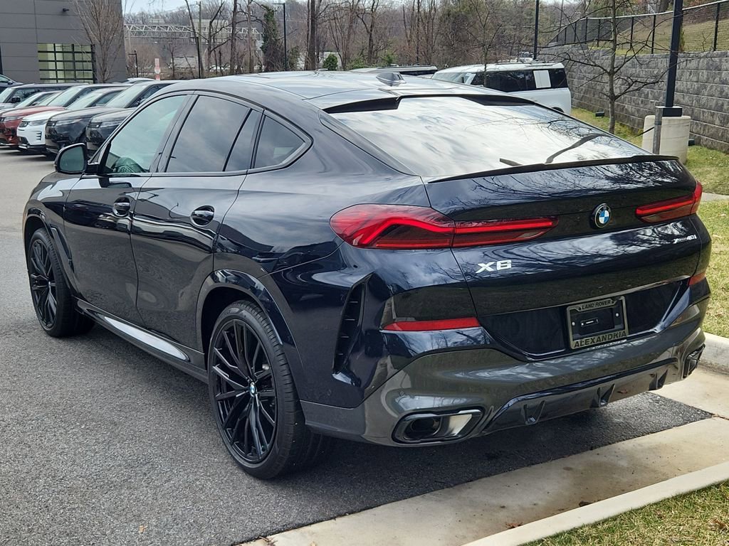 Used 2025 BMW X6 xDrive40i w/ Executive Package image 12