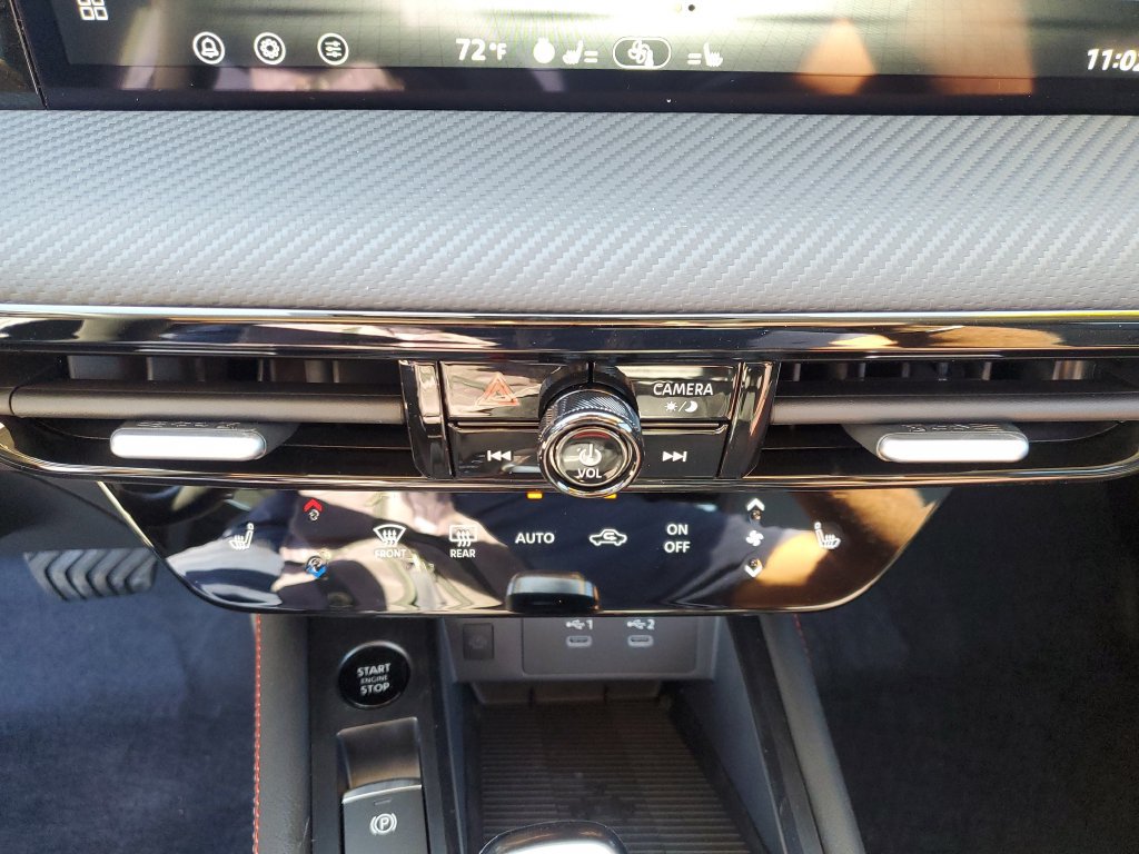 New 2027 Nissan Kicks SR w/ SR Premium Package FWD image 30