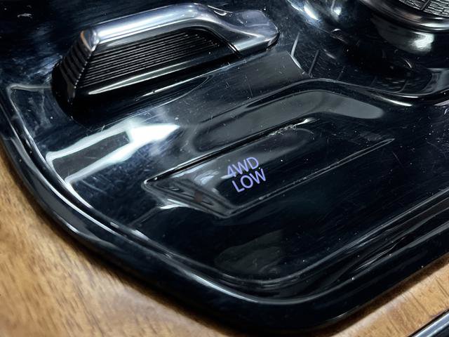 Used 2022 Jeep Grand Wagoneer Series II w/ Flexible Seating Group image 25