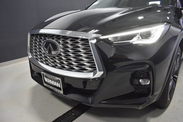 Used 2025 INFINITI QX55 Luxe w/ Cargo Package image 11