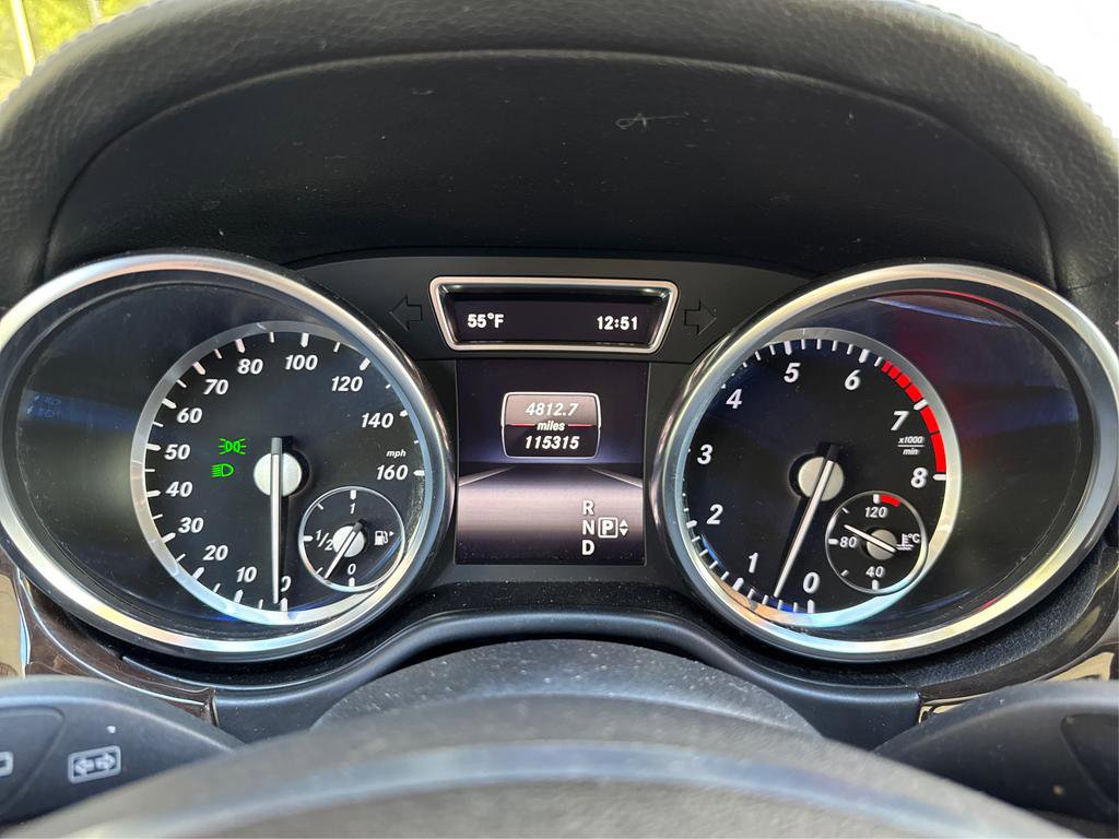 Used 2015 Mercedes-Benz GL 450 4MATIC w/ Appearance Package image 28