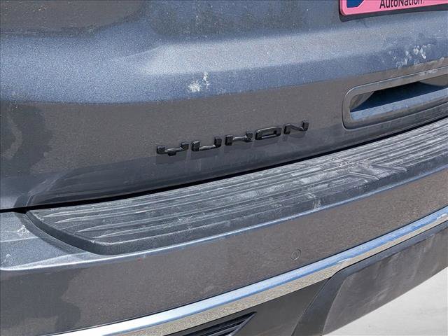 Used 2022 GMC Yukon XL Denali AWD/4WD image 13