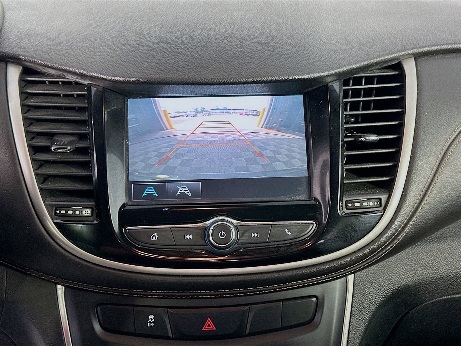 Used 2017 Chevrolet Trax LT FWD image 13