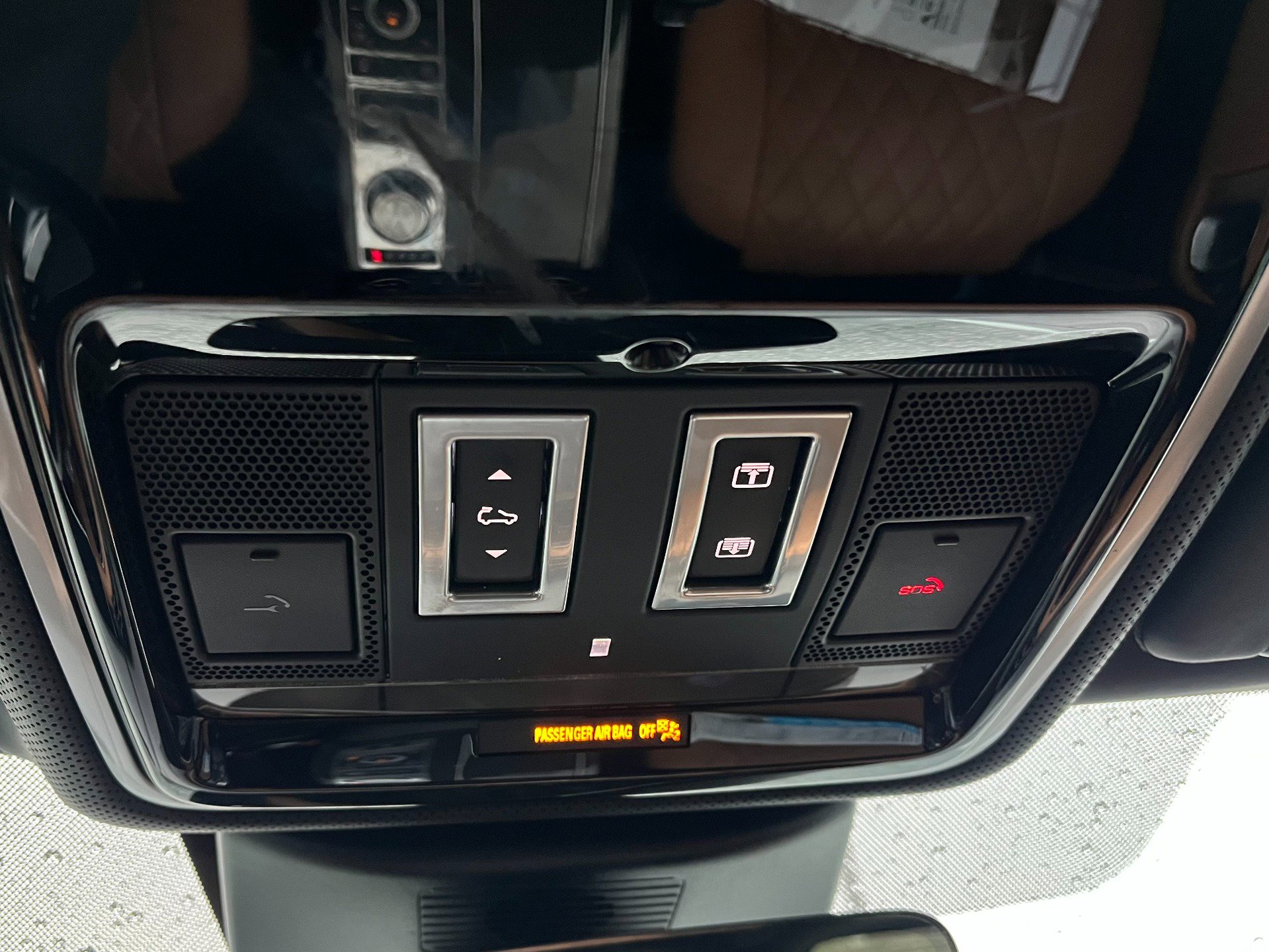 Used 2019 Land Rover Range Rover SV Autobiography Dynamic image 45