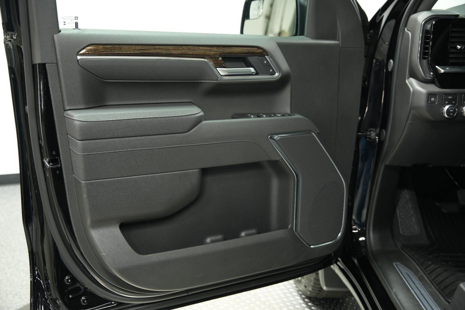 New 2026 GMC Sierra 1500 Elevation image 22