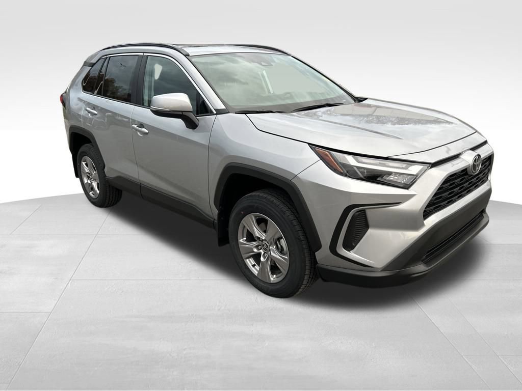 New 2025 Toyota RAV4 XLE image 7
