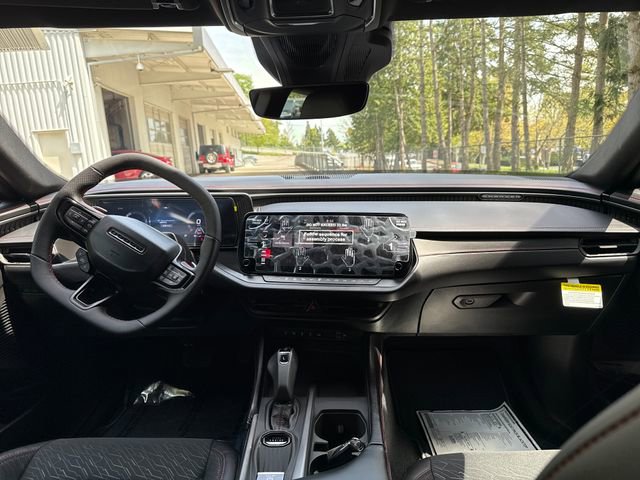 New 2026 Dodge Charger Scat Pack w/ Blacktop Package AWD/4WD image 11