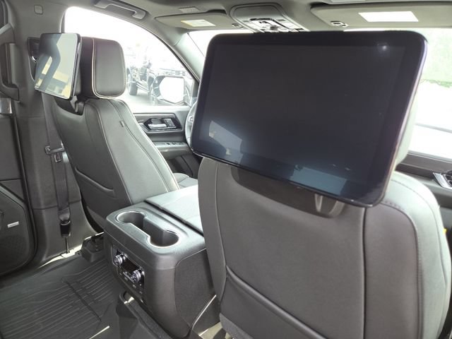 New 2026 GMC Yukon Elevation w/ Elevation Premium Package AWD/4WD image 26