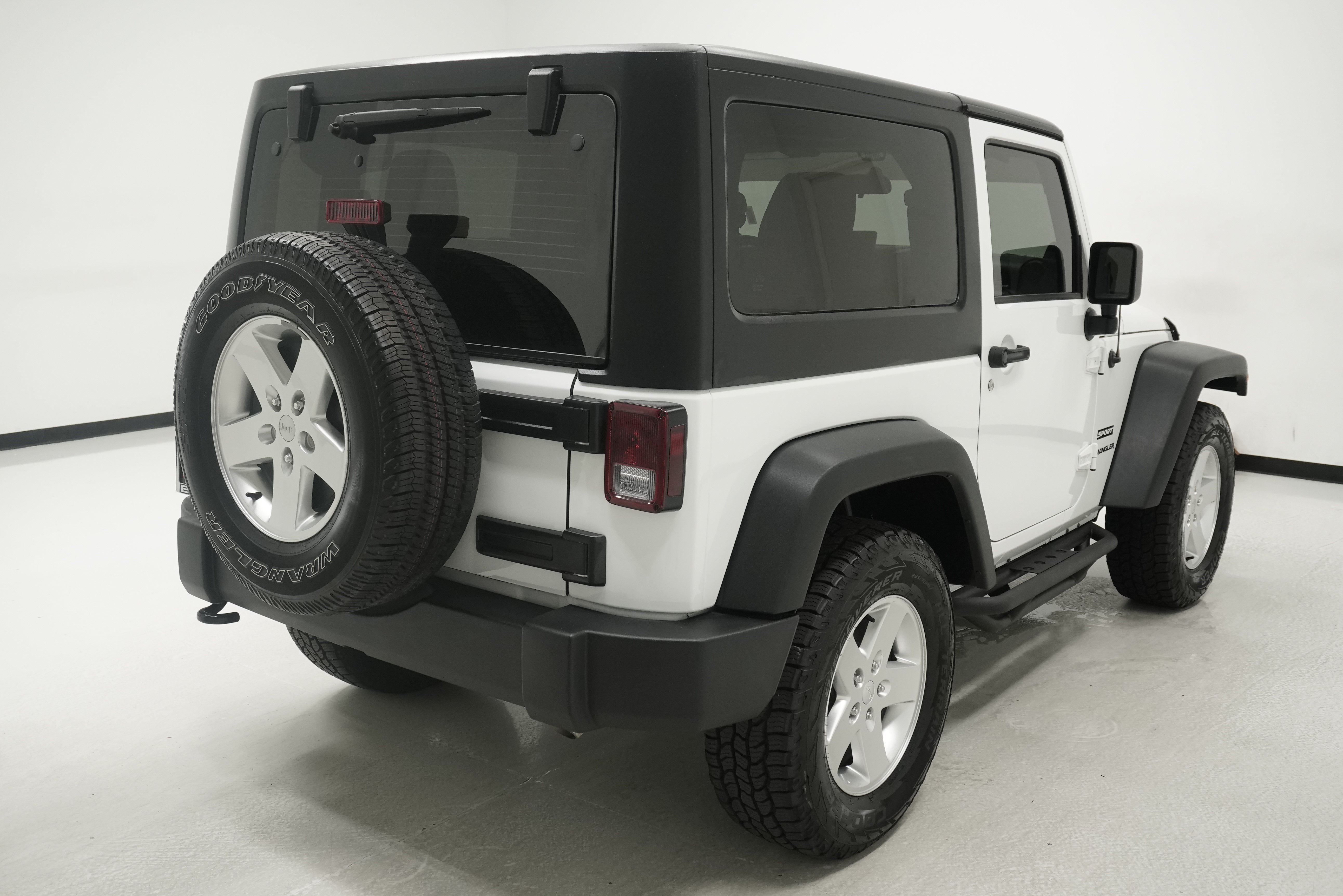 Used 2012 Jeep Wrangler Sport AWD/4WD image 4