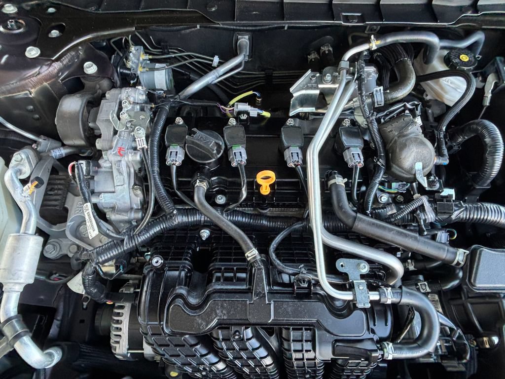 Used 2025 Nissan Altima 2.5 SV FWD image 27