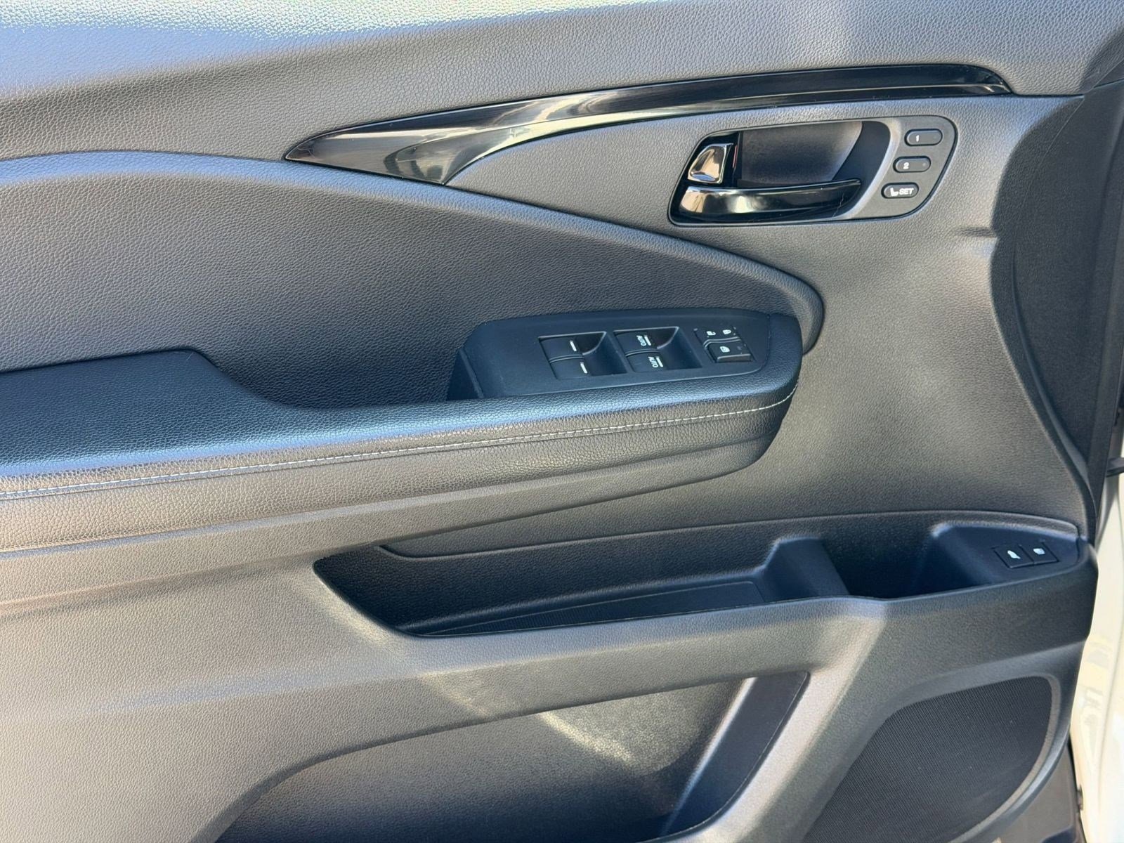 Used 2022 Honda Passport Elite image 14