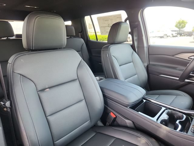 New 2027 Chevrolet Traverse LT w/ Midnight/Sport Edition AWD/4WD image 14