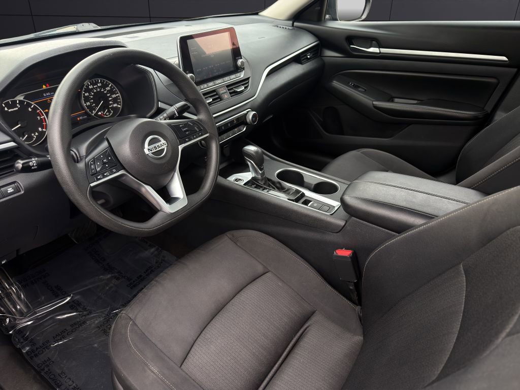 Used 2022 Nissan Altima 2.5 SV image 12