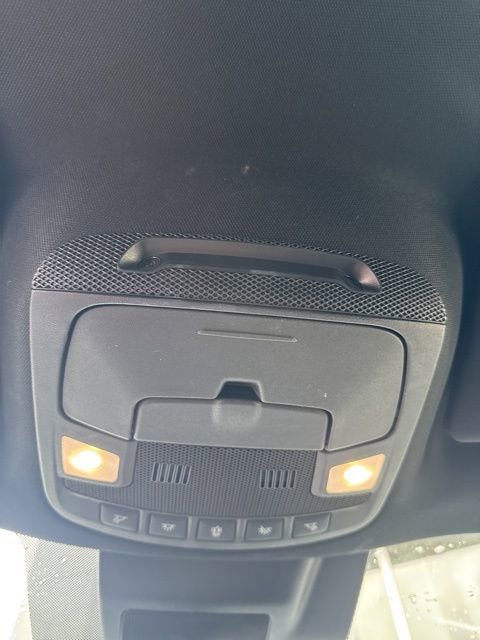 Used 2020 Ford Expedition Max XLT w/ Equipment Group 202A image 24