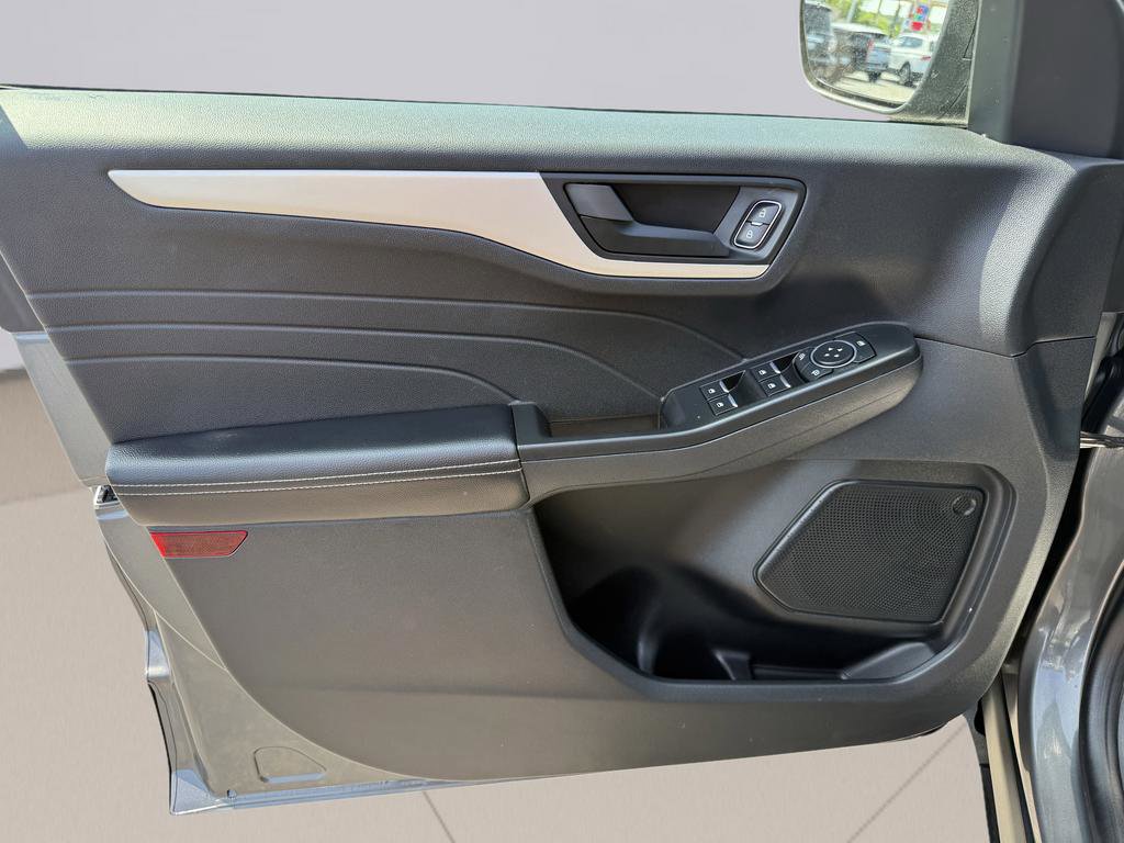 Certified 2022 Ford Escape SE w/ Convenience Package image 12