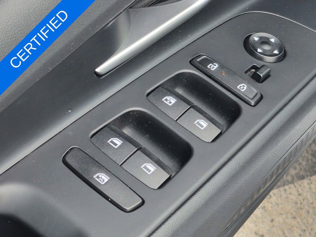 Used 2024 Hyundai Elantra Limited image 21