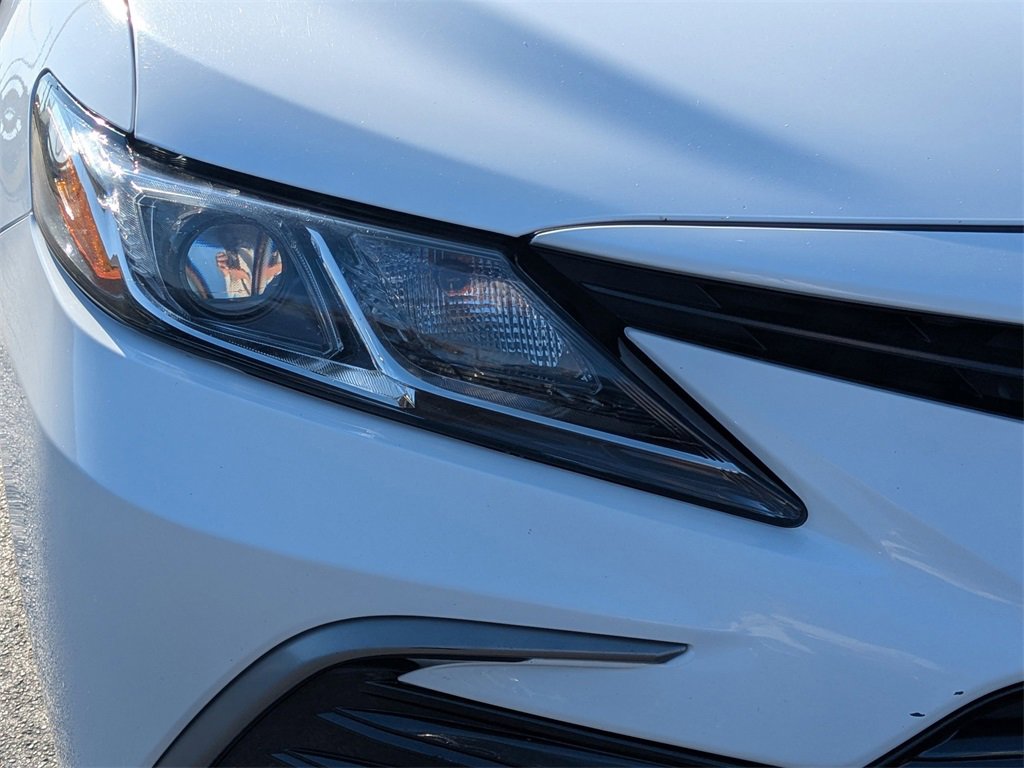 Used 2024 Toyota Camry LE image 9