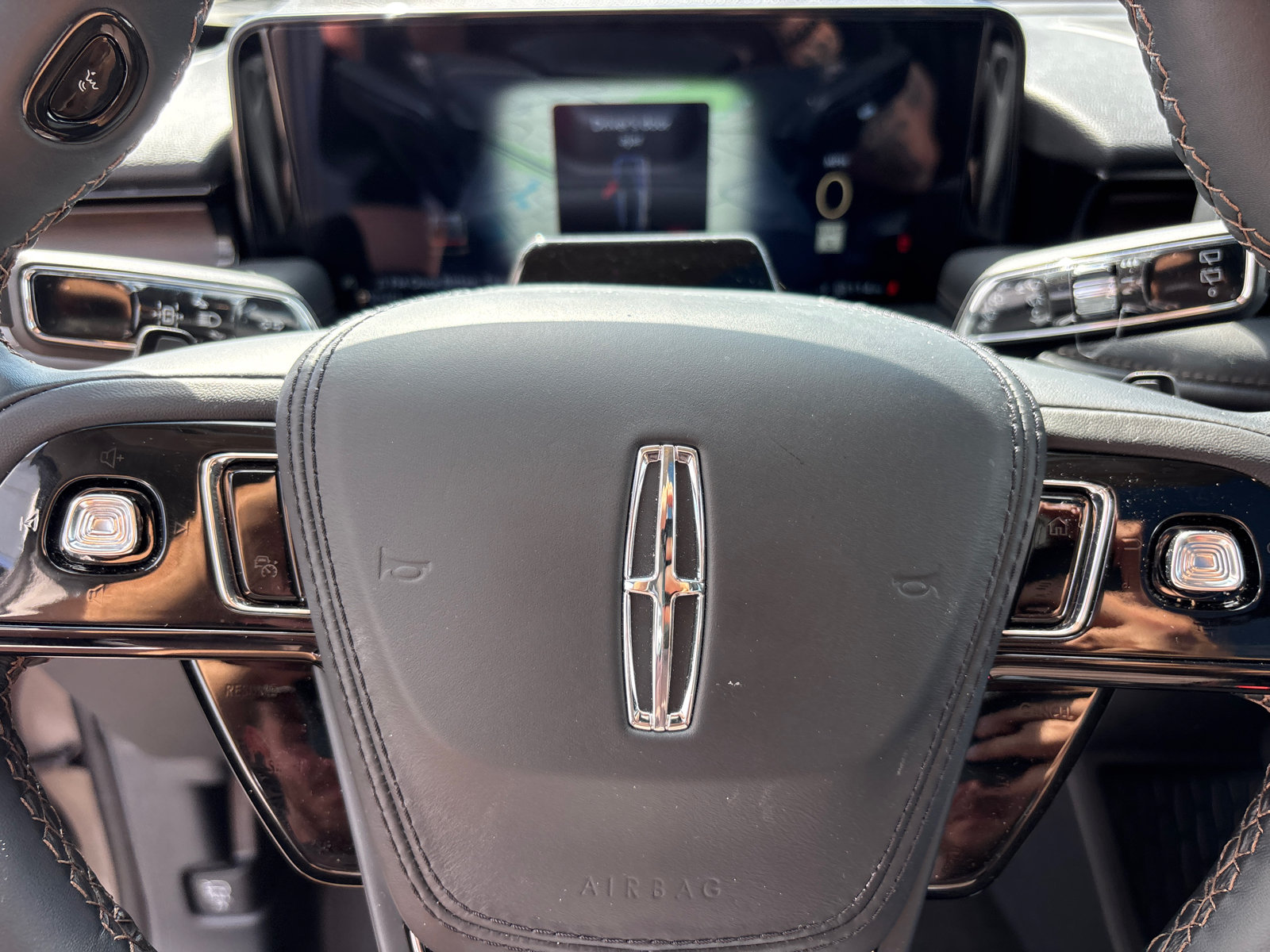 New 2026 Lincoln Aviator Reserve AWD/4WD image 16