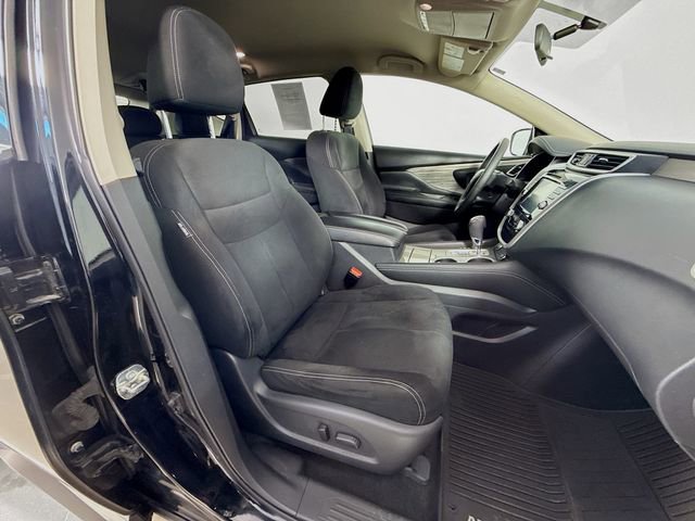 Used 2017 Nissan Murano SV image 25