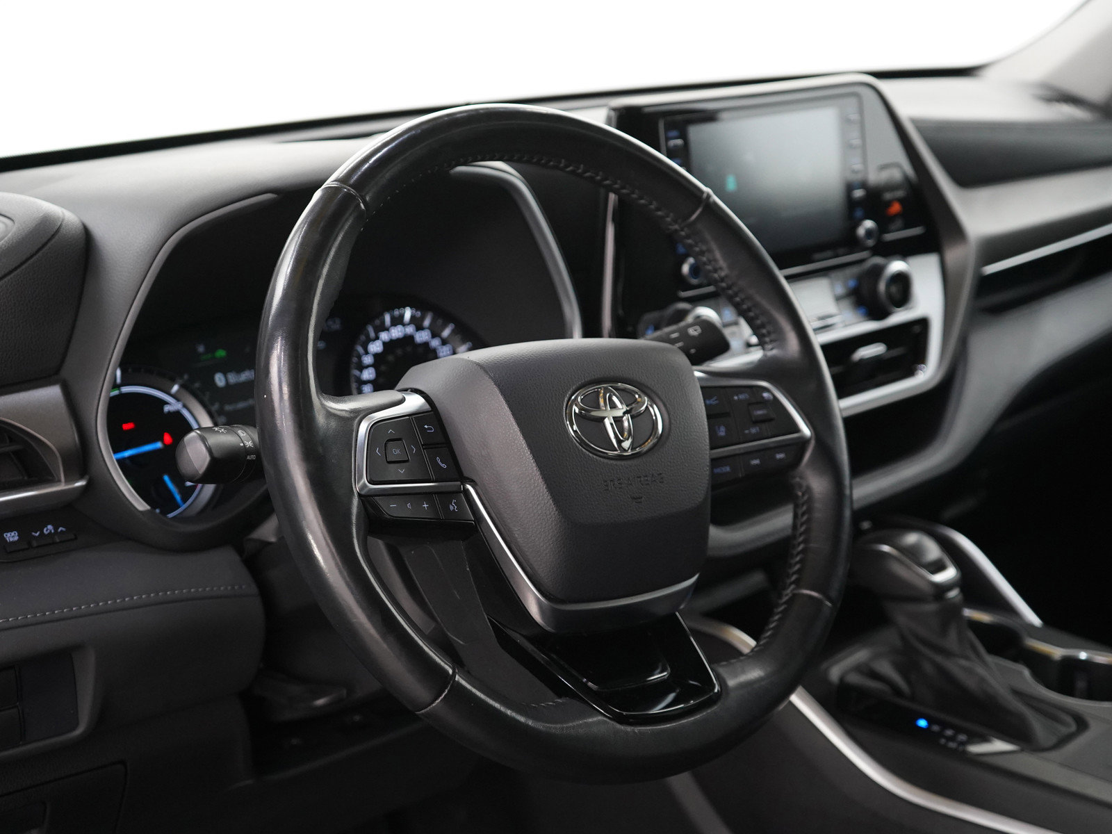 Used 2021 Toyota Highlander XLE image 20