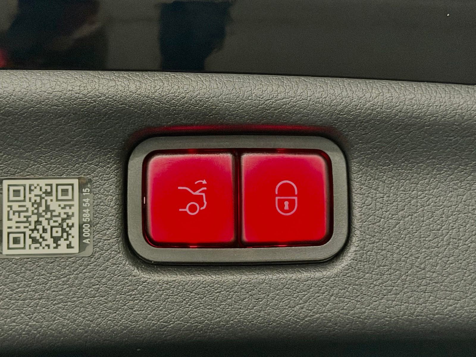 Certified 2024 Mercedes-Benz C 300 Sedan image 13