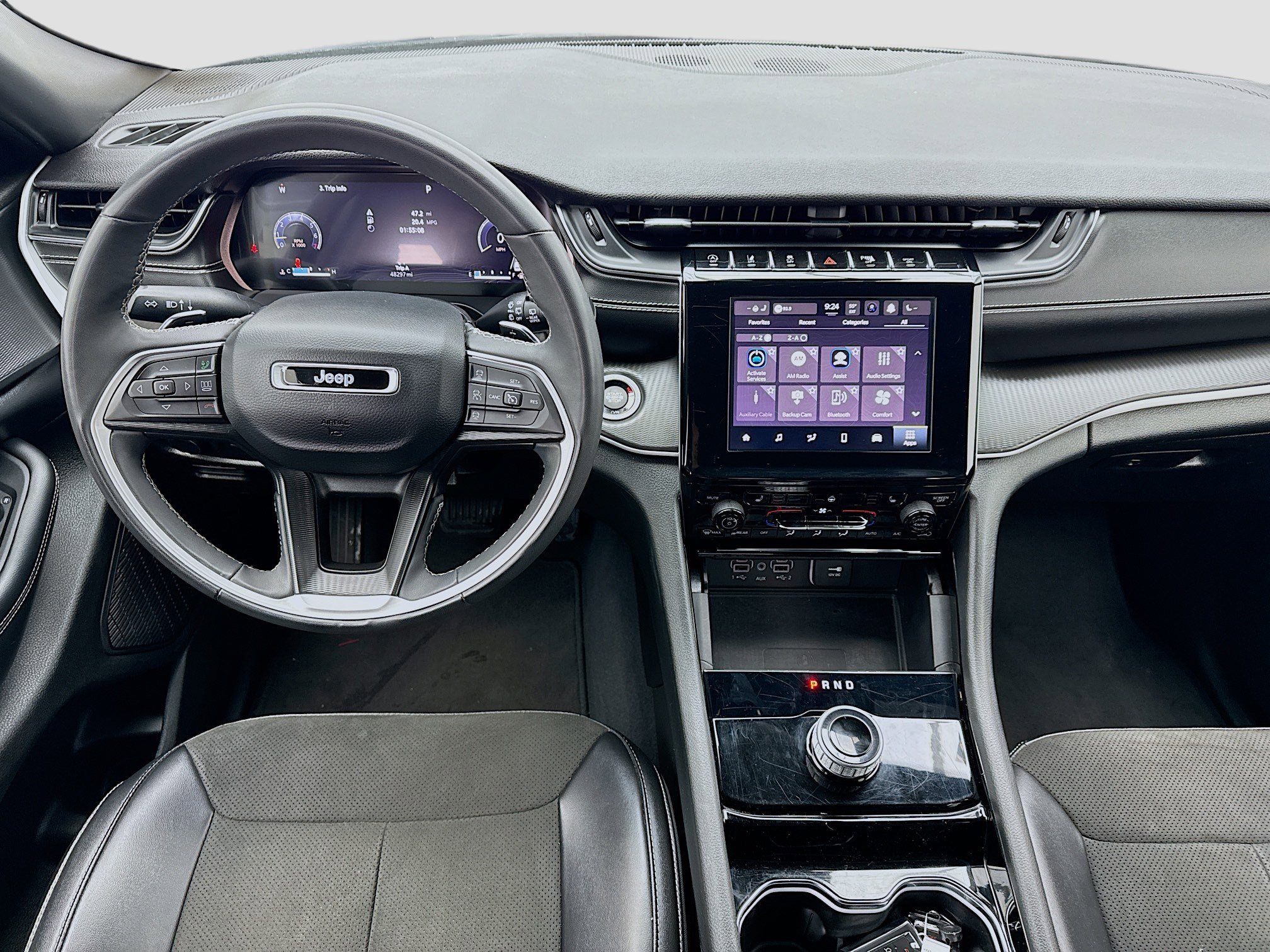 Used 2023 Jeep Grand Cherokee Altitude image 14