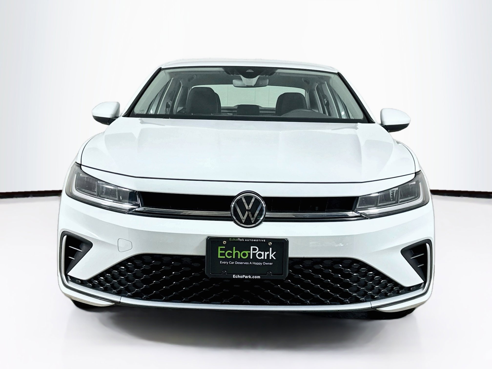 Used 2025 Volkswagen Jetta S FWD image 2