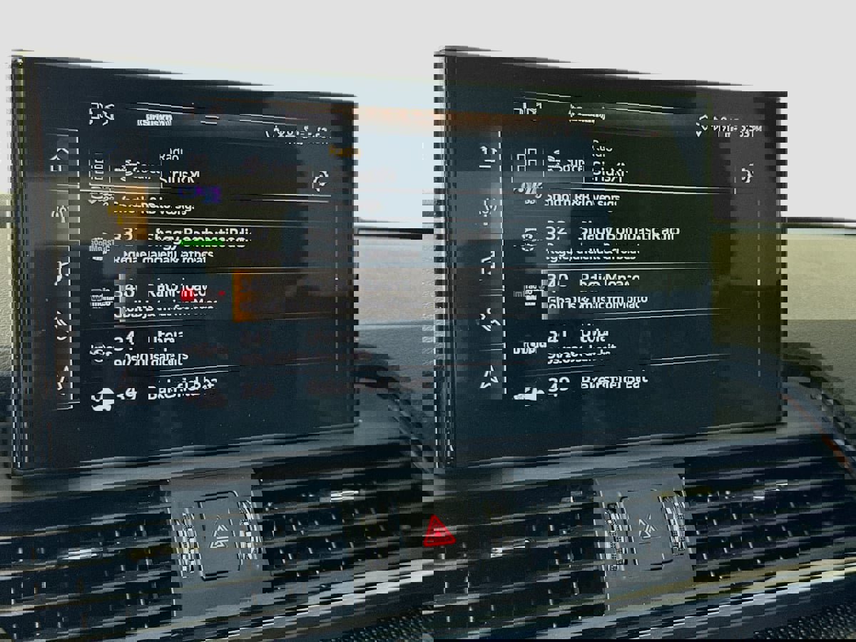 Used 2022 Audi SQ5 Premium Plus image 31