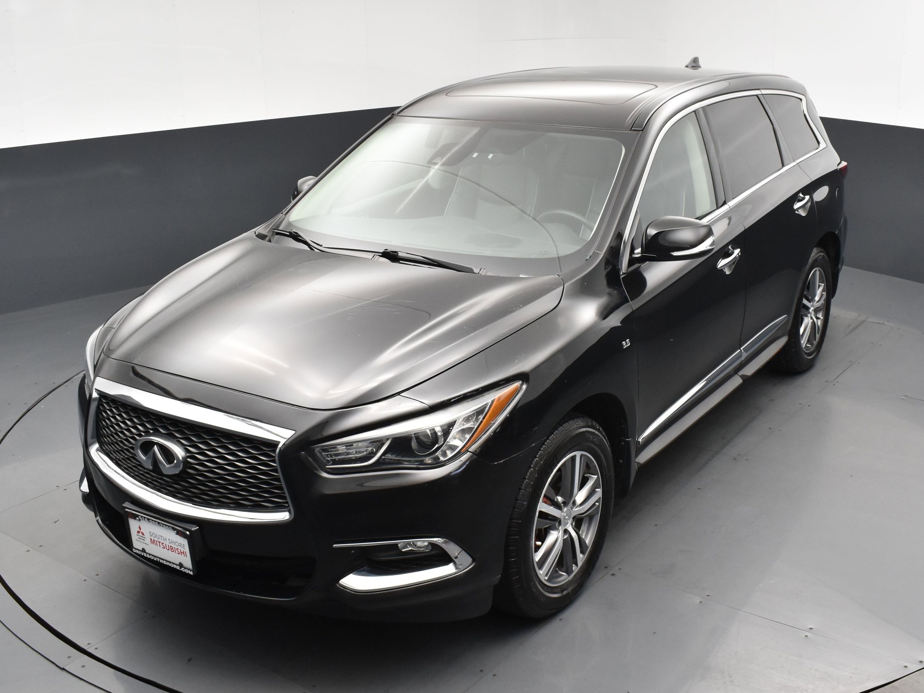 Used 2019 INFINITI QX60 Pure AWD/4WD image 17