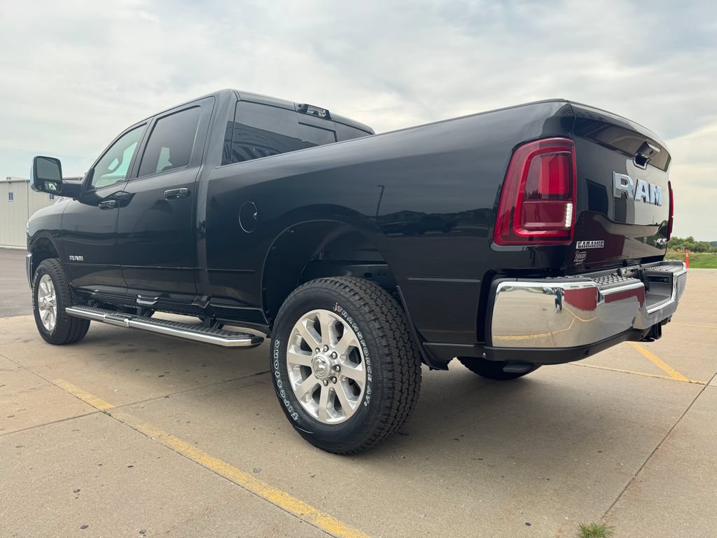 New 2026 RAM 2500 Laramie AWD/4WD image 7