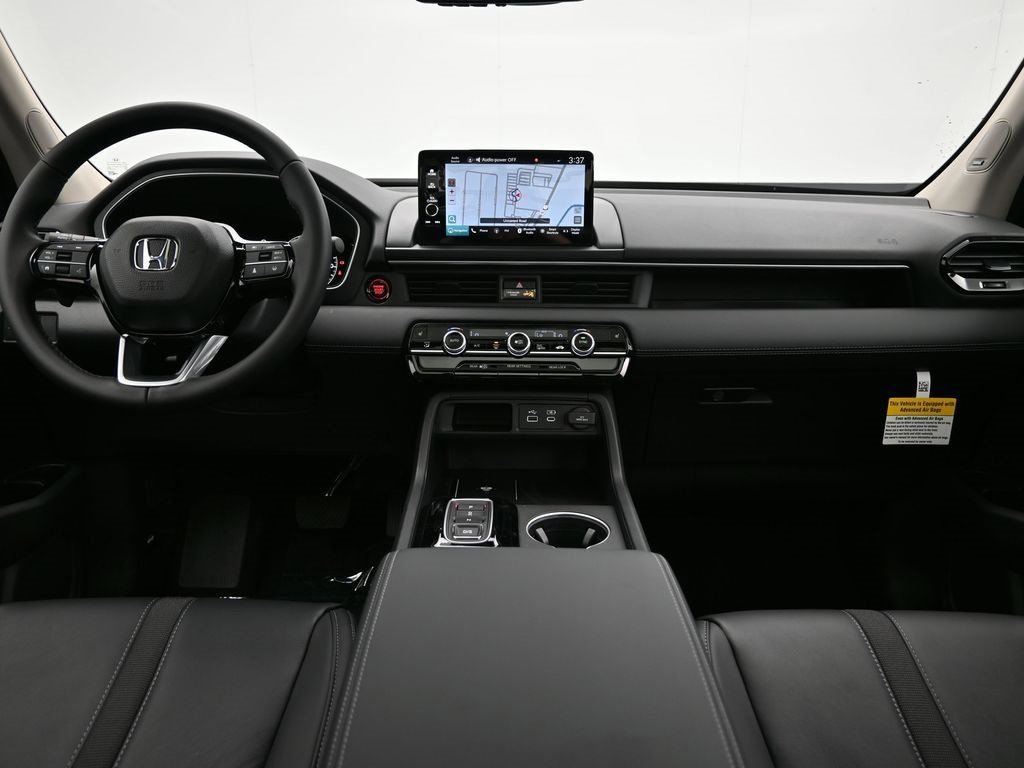 New 2025 Honda Pilot Touring image 44
