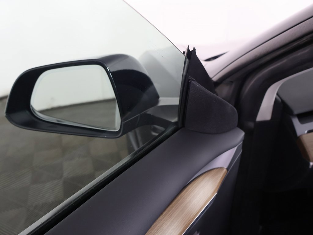 Used 2023 Tesla Model 3 Standard Range image 34