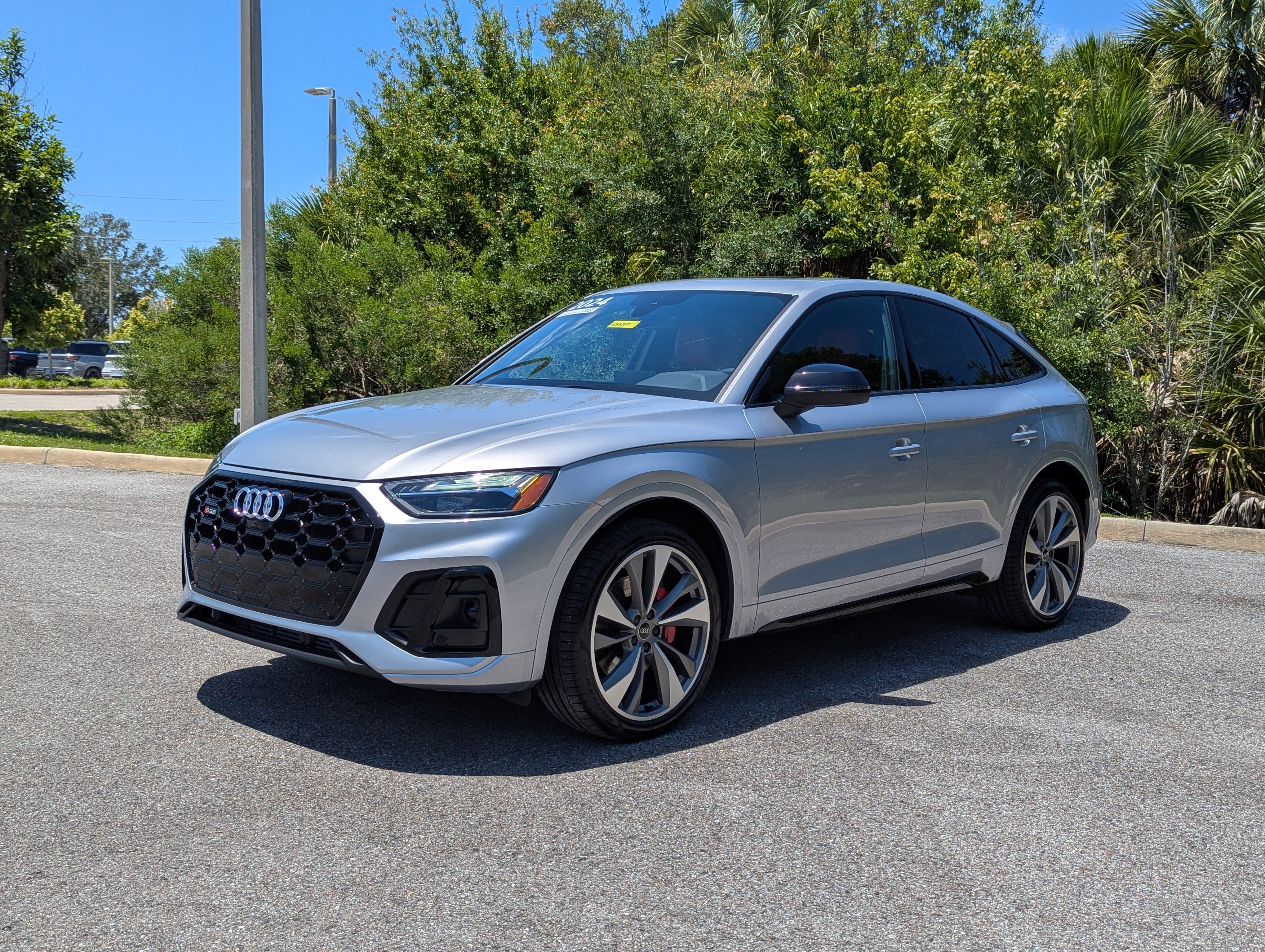 Used 2024 Audi SQ5 Premium Plus AWD/4WD image 3