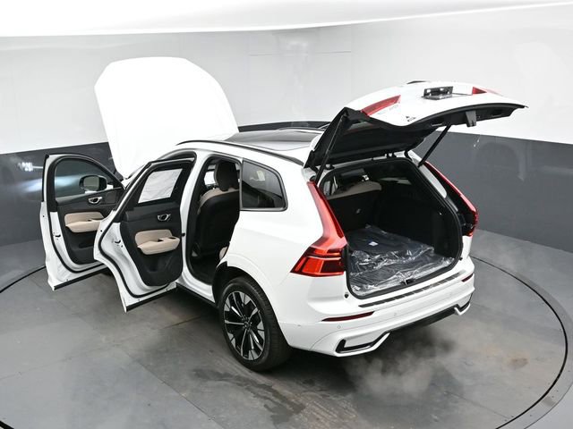 New 2026 Volvo XC60 B5 Plus w/ Protection Package Premier image 51