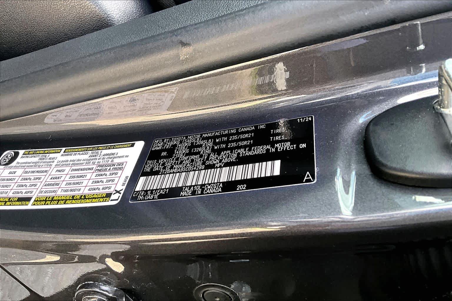 Used 2025 Lexus RX 350 Premium w/ Convenience Package FWD image 35