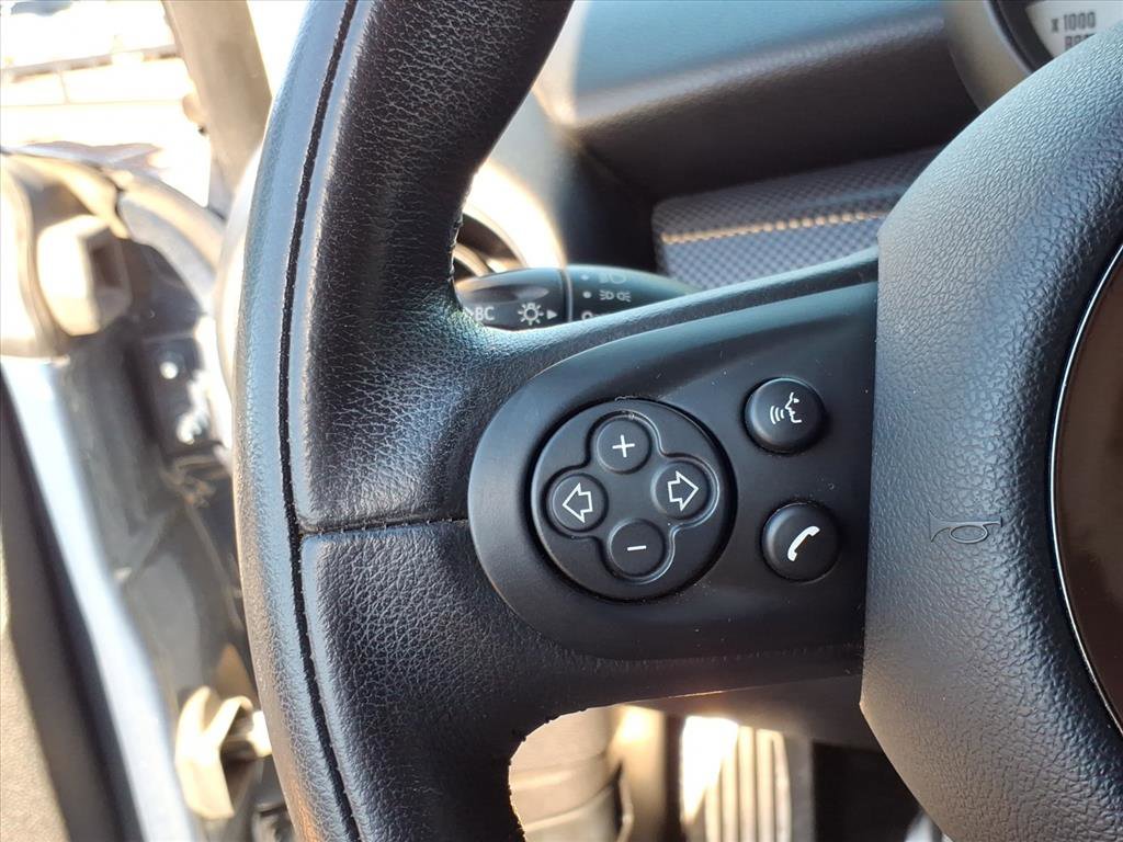 Used 2011 MINI Cooper Clubman S image 23