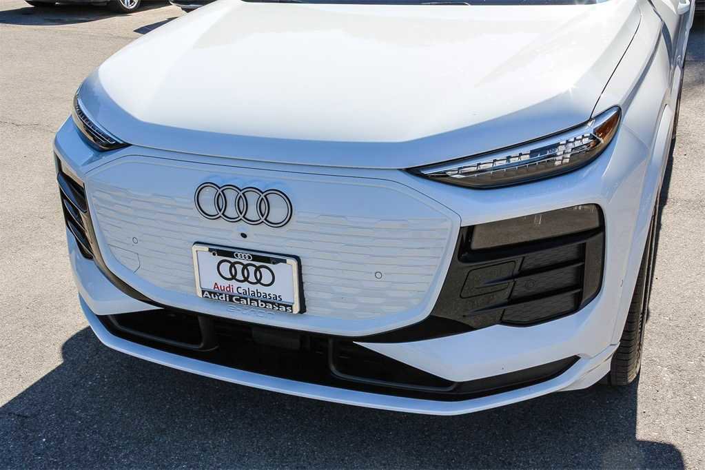 Used 2025 Audi Q6 e-tron Premium Plus image 8