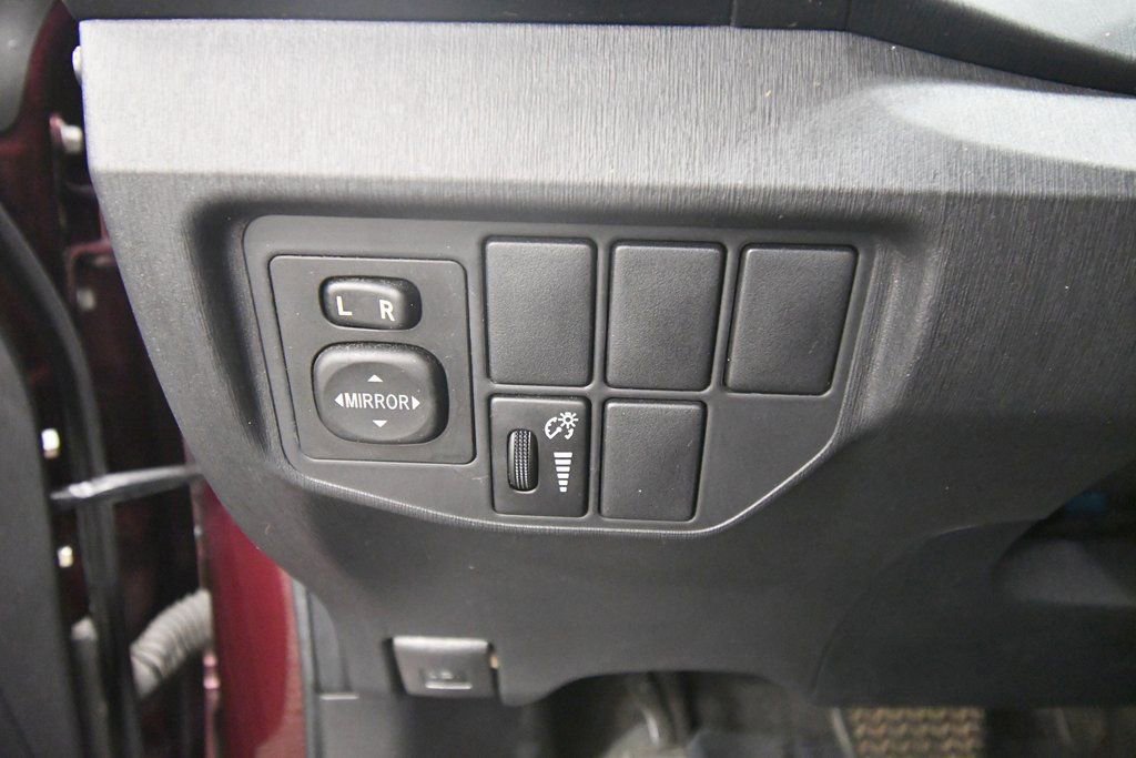 Used 2013 Toyota Prius Persona Series image 14