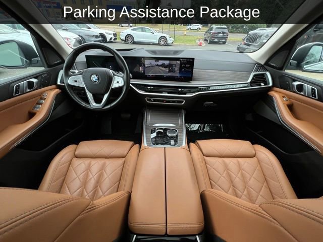 Used 2023 BMW X7 xDrive40i w/ Premium Package image 4