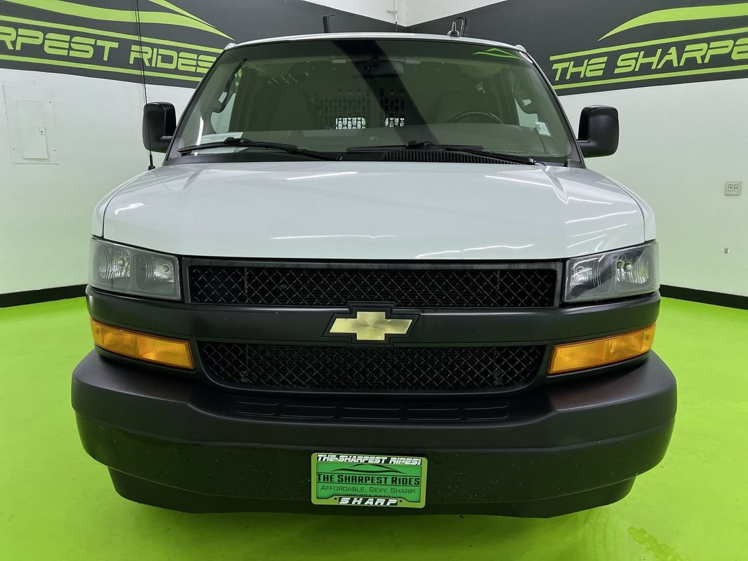 Used 2021 Chevrolet Express 2500 w/ Driver Convenience Package RWD image 3