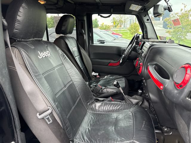 Used 2017 Jeep Wrangler Unlimited Rubicon AWD/4WD image 12