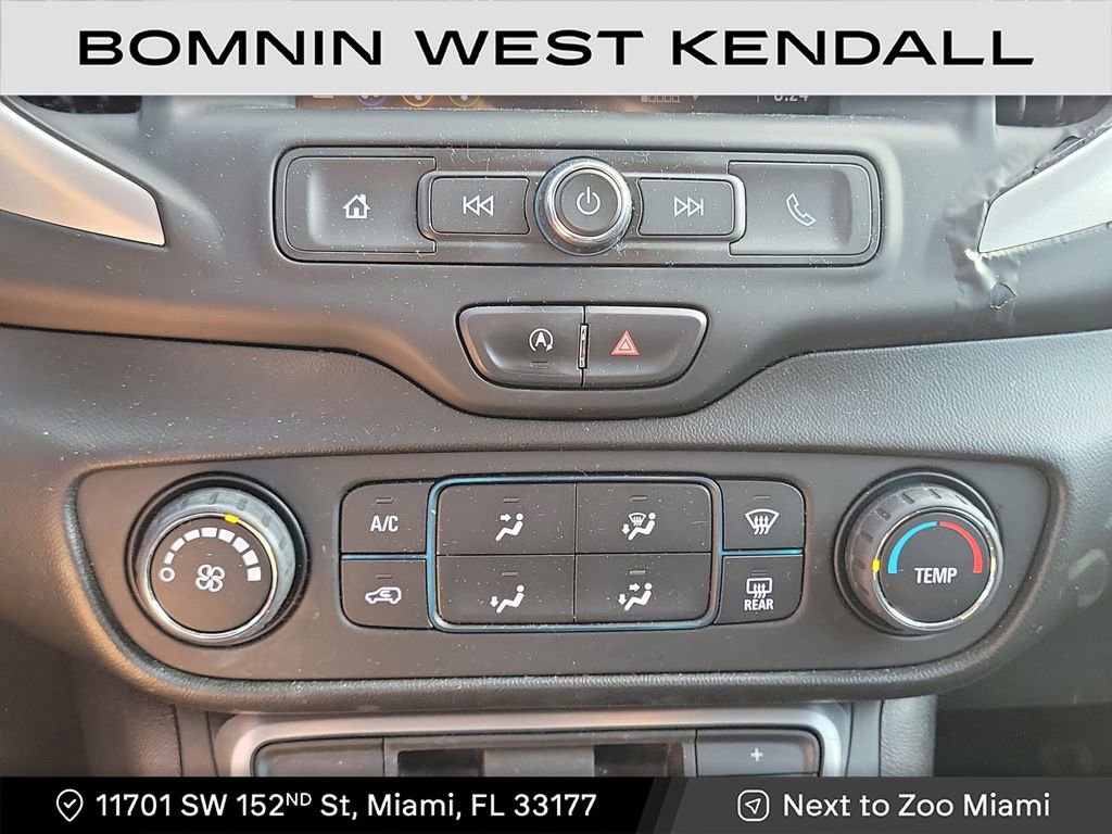 Used 2022 GMC Terrain SLE image 19