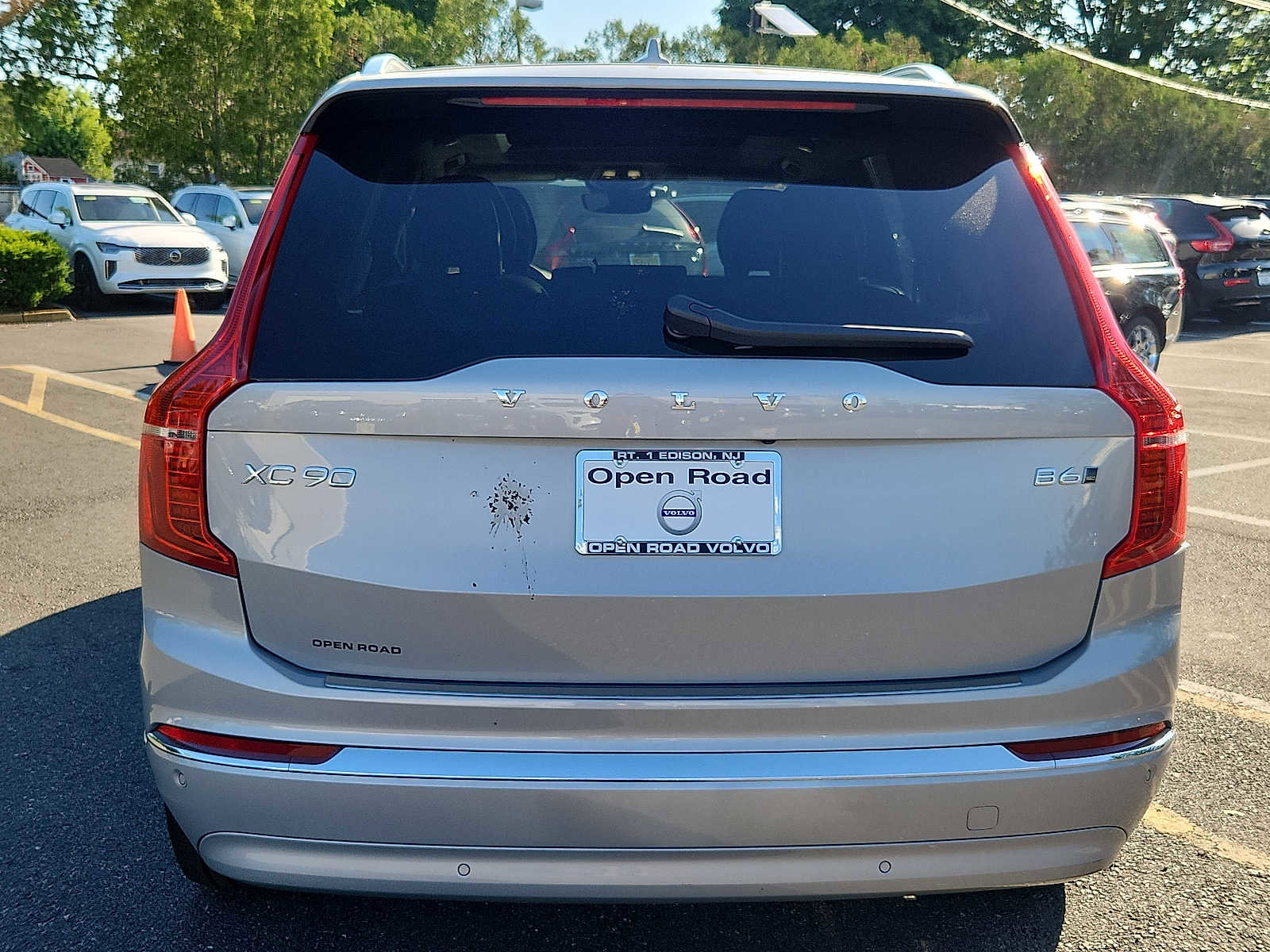 Certified 2024 Volvo XC90 B6 Plus w/ Protection Package Premier AWD/4WD image 5