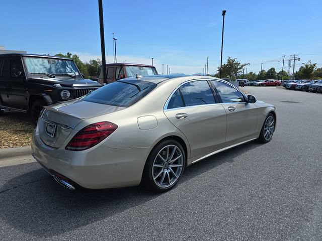 Used 2020 Mercedes-Benz S 560 Sedan image 3
