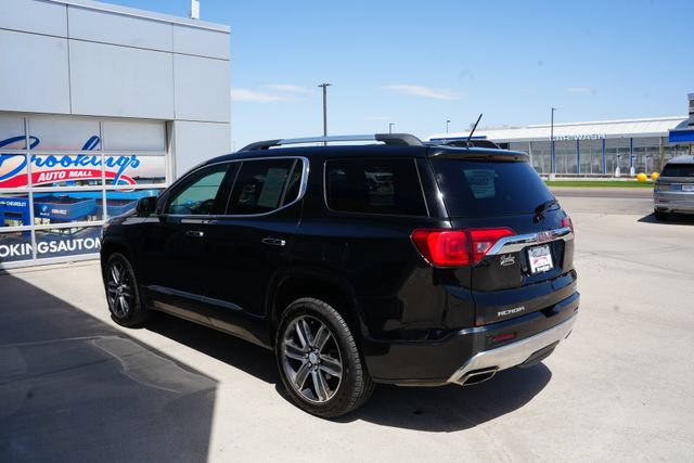 Used 2017 GMC Acadia Denali w/ Technology Package AWD/4WD image 33