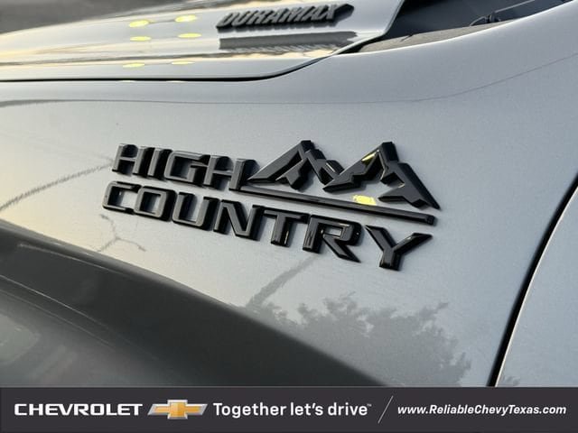 Used 2026 Chevrolet Silverado 1500 High Country AWD/4WD image 11