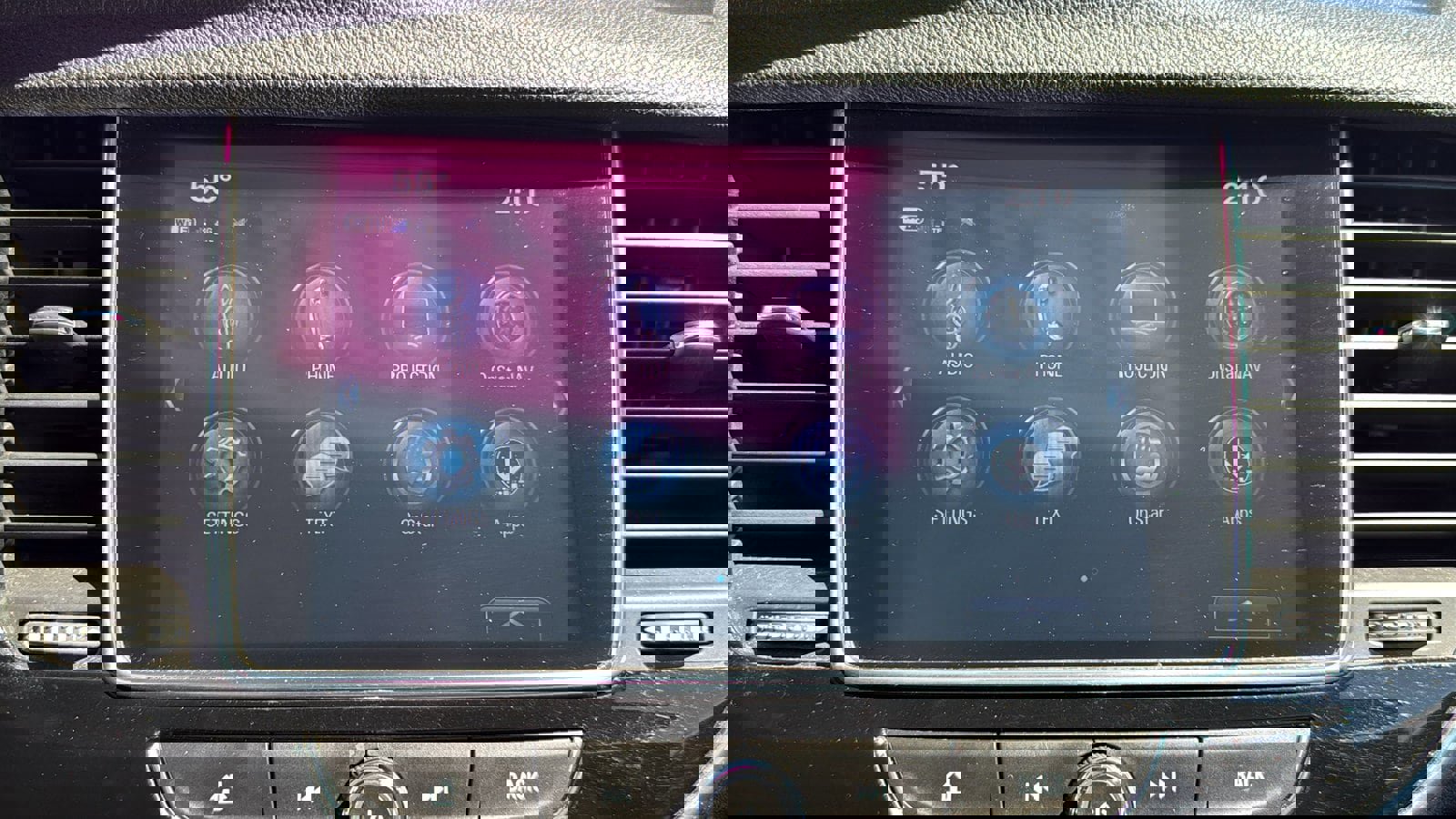 Used 2018 Buick Encore Essence AWD/4WD image 17